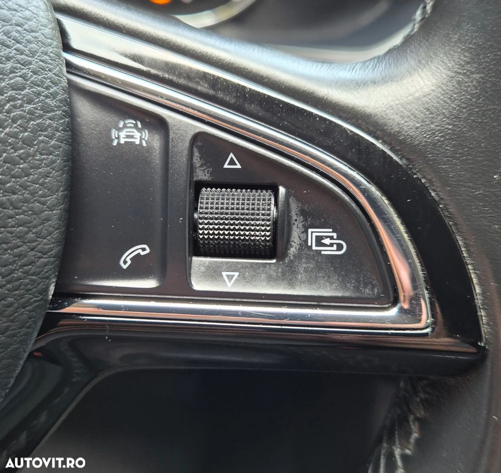 Skoda Superb 2.0 TDI DSG Active - 29