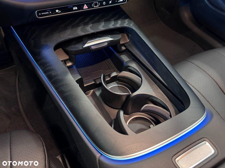 Mercedes-Benz Klasa E 220 d mHEV 4-Matic Exclusive 9G-Tronic - 13