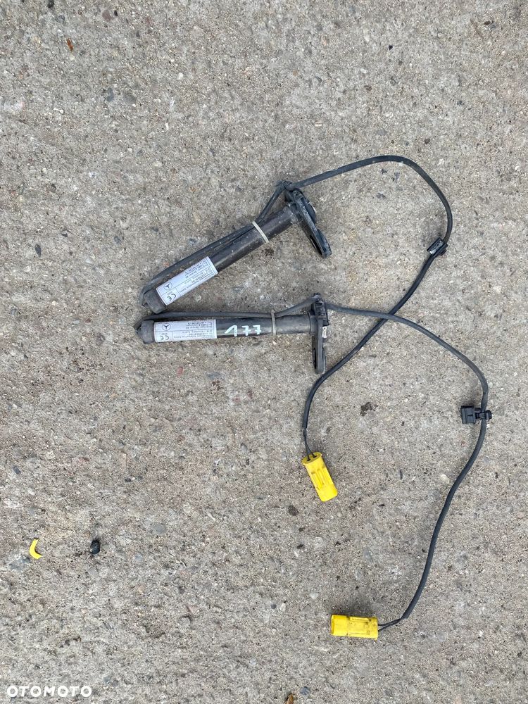 MERCEDES 177 zawias zawiasy maski naboj komplet kolor 787 - 2