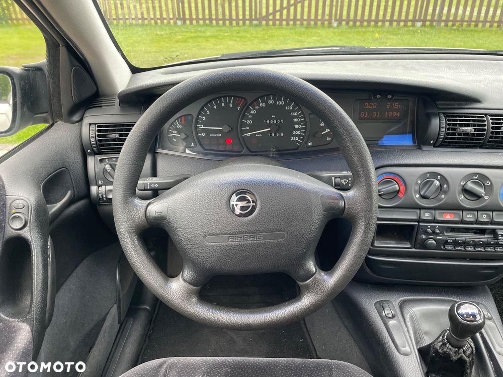 Opel Omega - 27