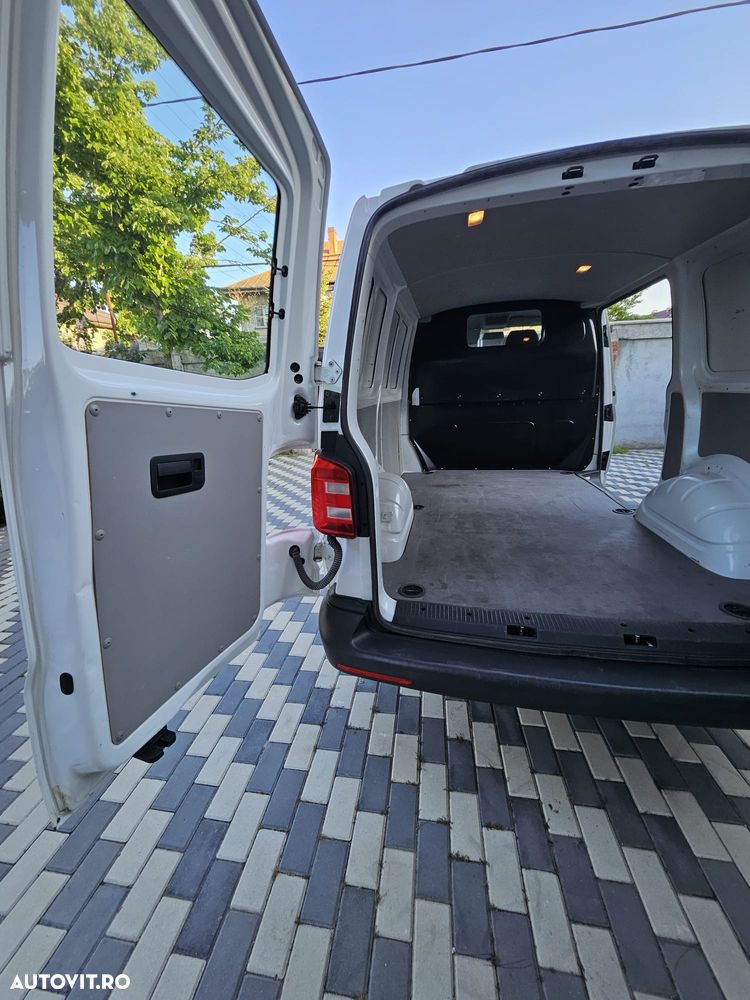 Volkswagen Transporter T6 - 22