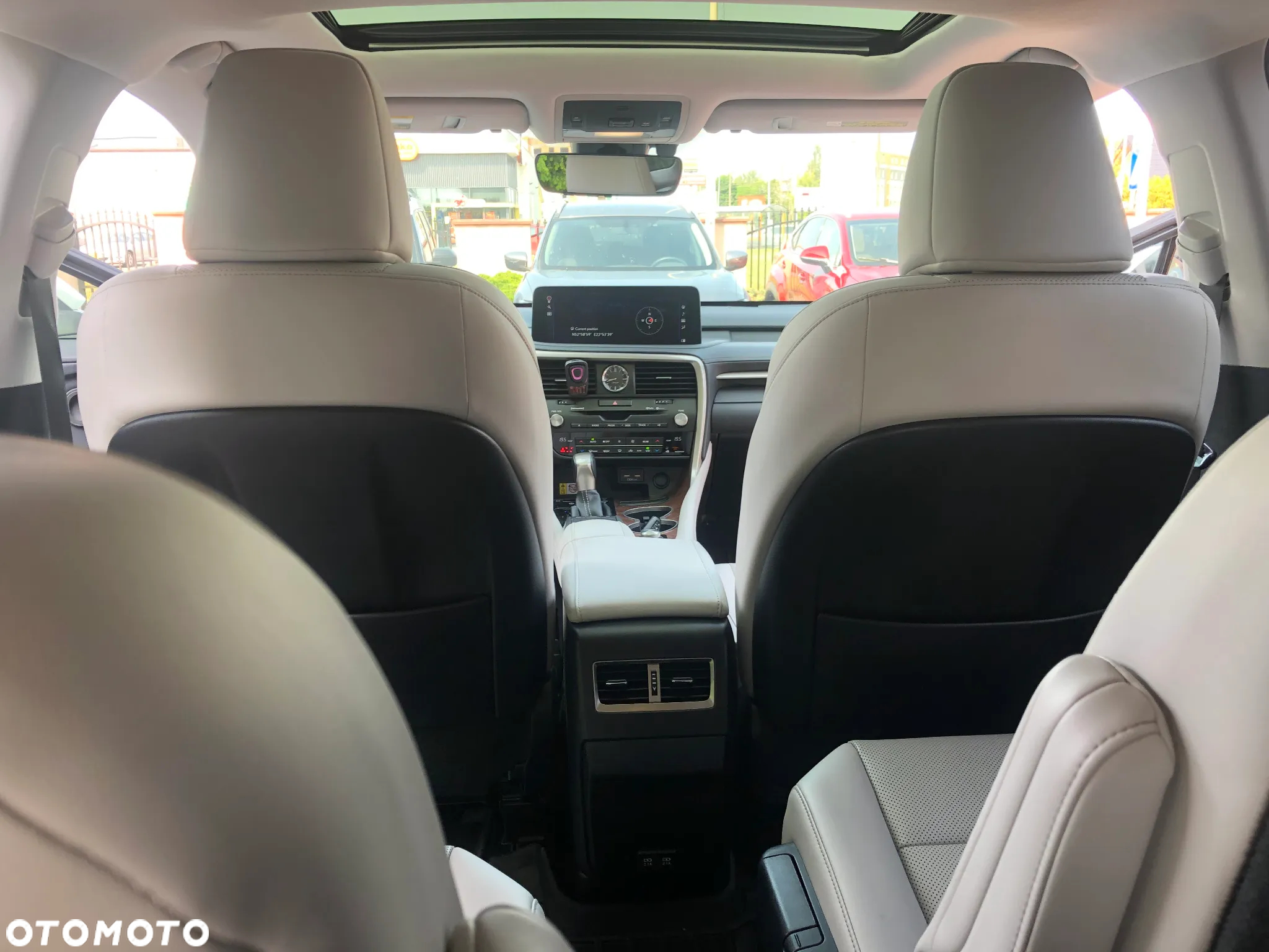 Lexus RX - 24