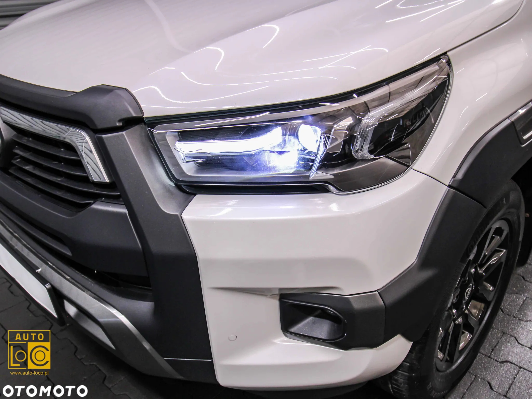 Toyota Hilux 2.8 D-4D Double Cab Invincible 4x4 - 35