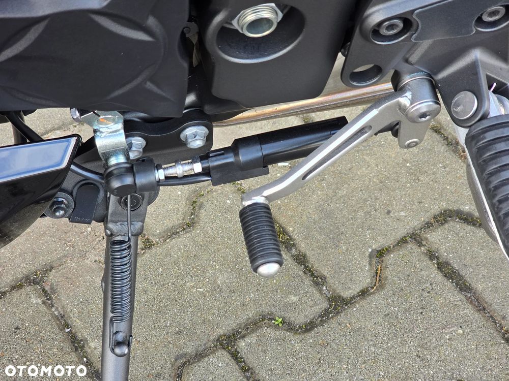 Kawasaki Ninja 1000 SX - 12