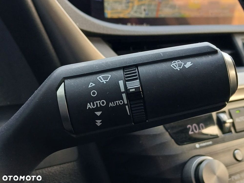 Lexus ES - 38