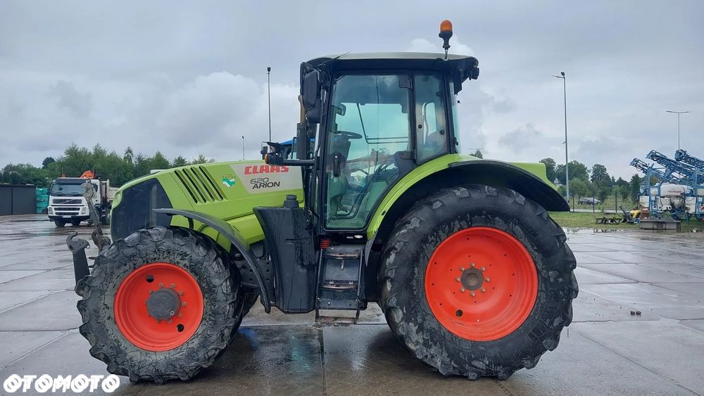 Claas ARION 620 - 18