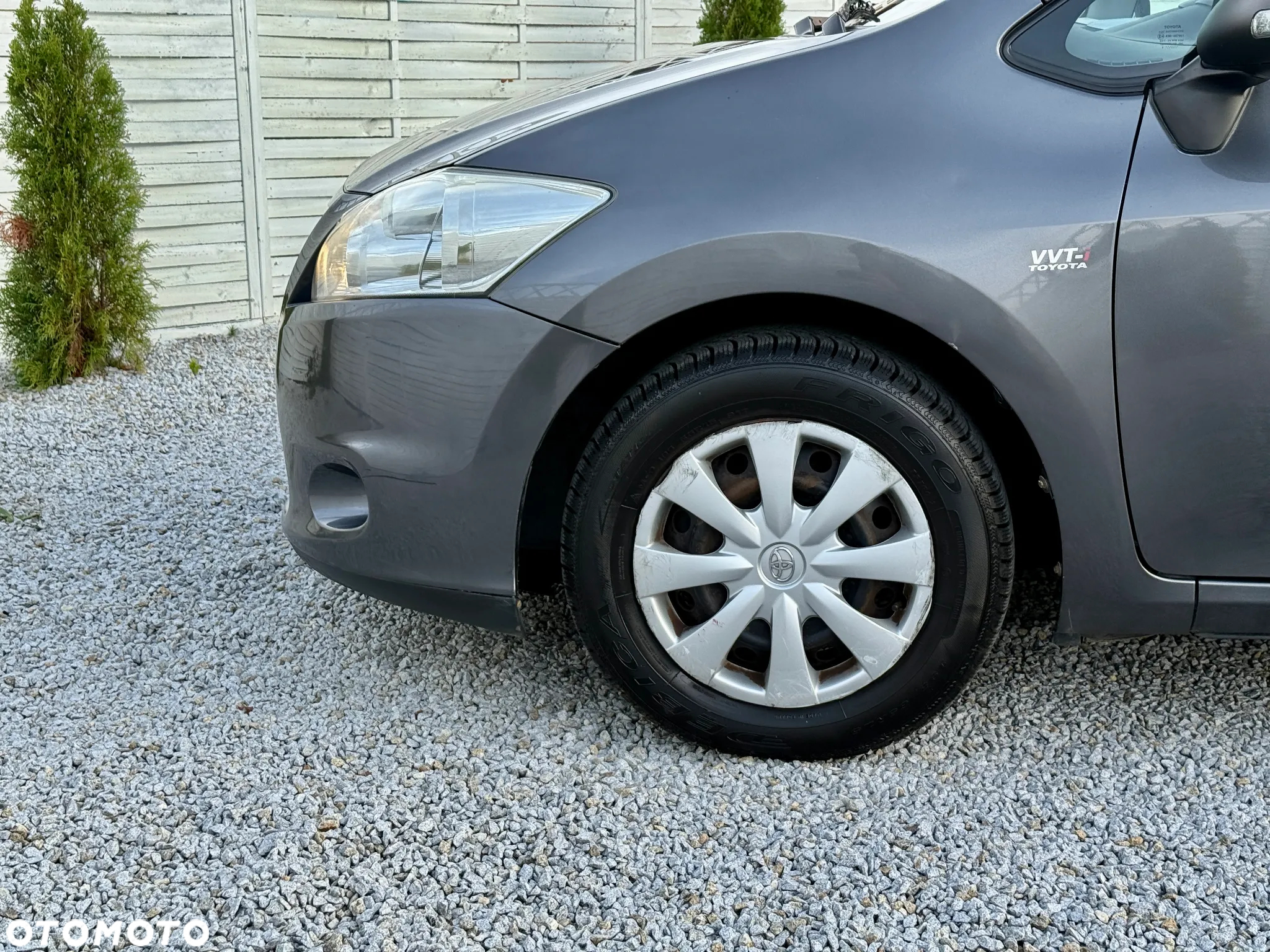 Toyota Auris 1.33 VVT-i Terra - 17