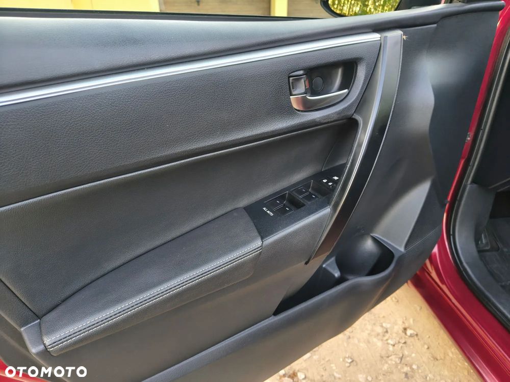 Toyota Corolla 1.4 D-4D Prestige - 12