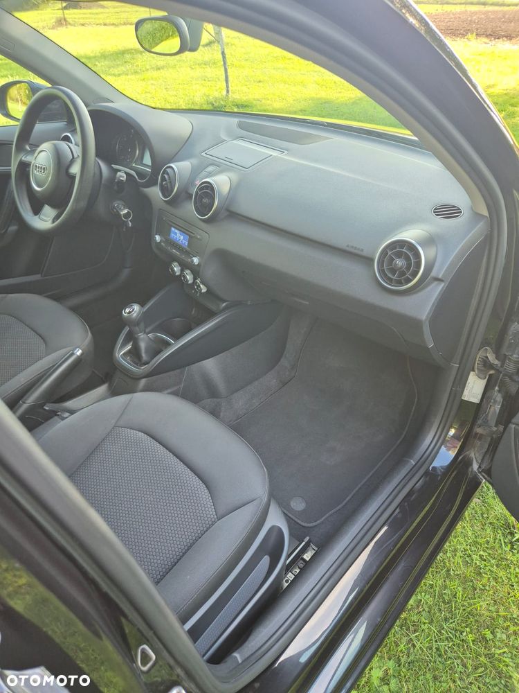 Audi A1 Sportback 1.6 TDI Ambition - 12