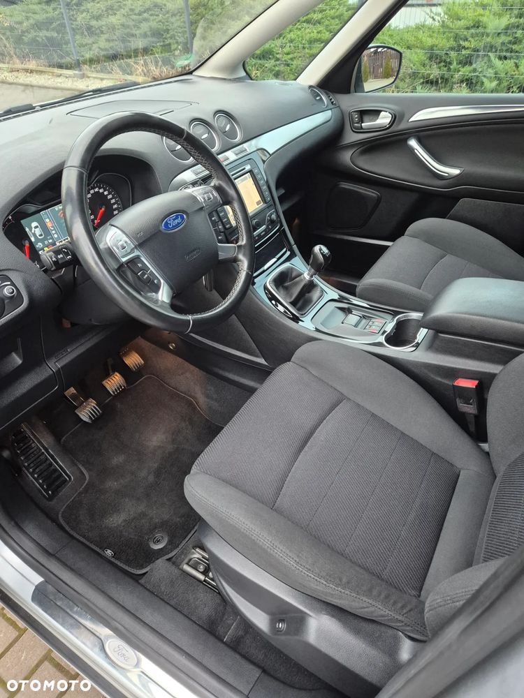 Ford S-Max 2.0 TDCi DPF Titanium - 6