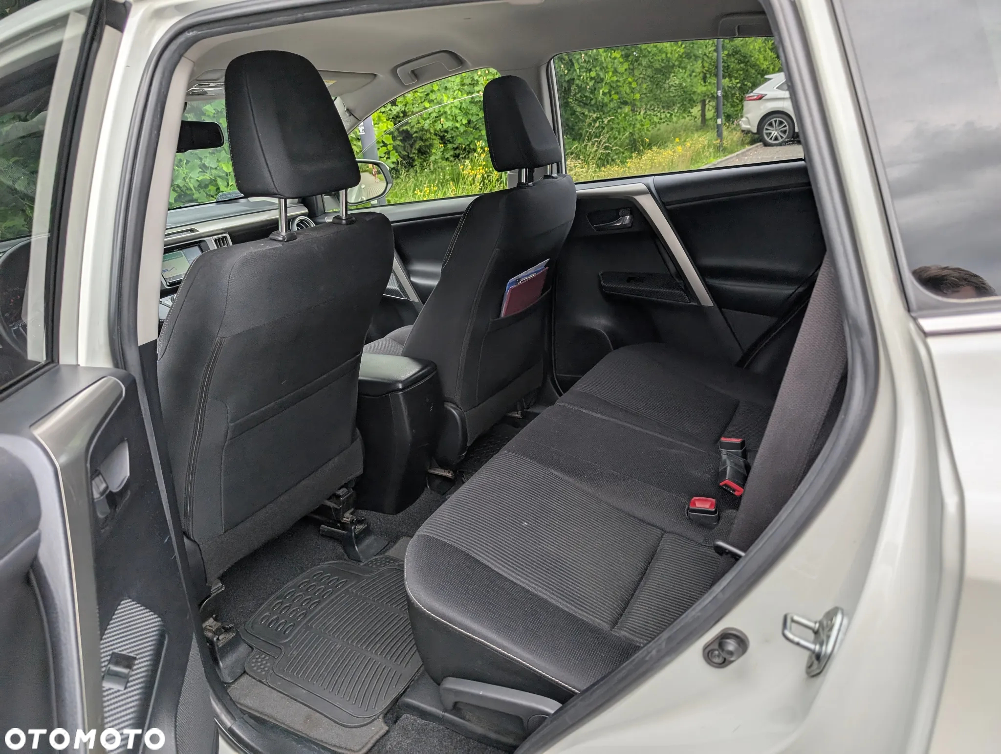Toyota RAV4 2.0 Premium MS - 15