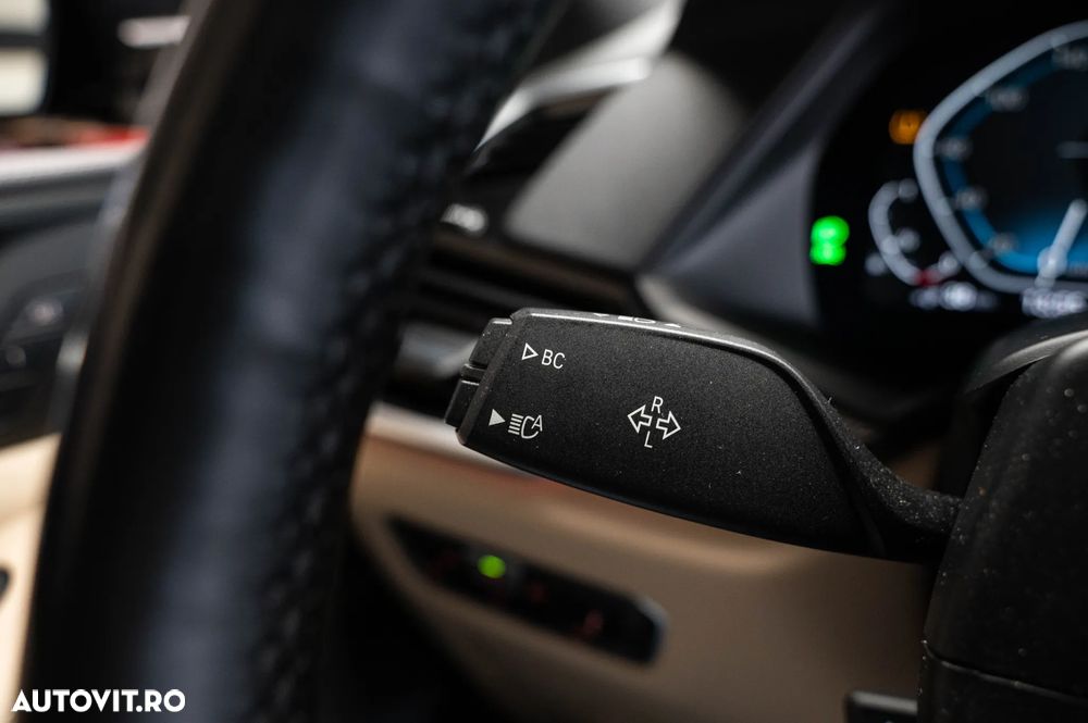 BMW X5 xDrive45e - 28