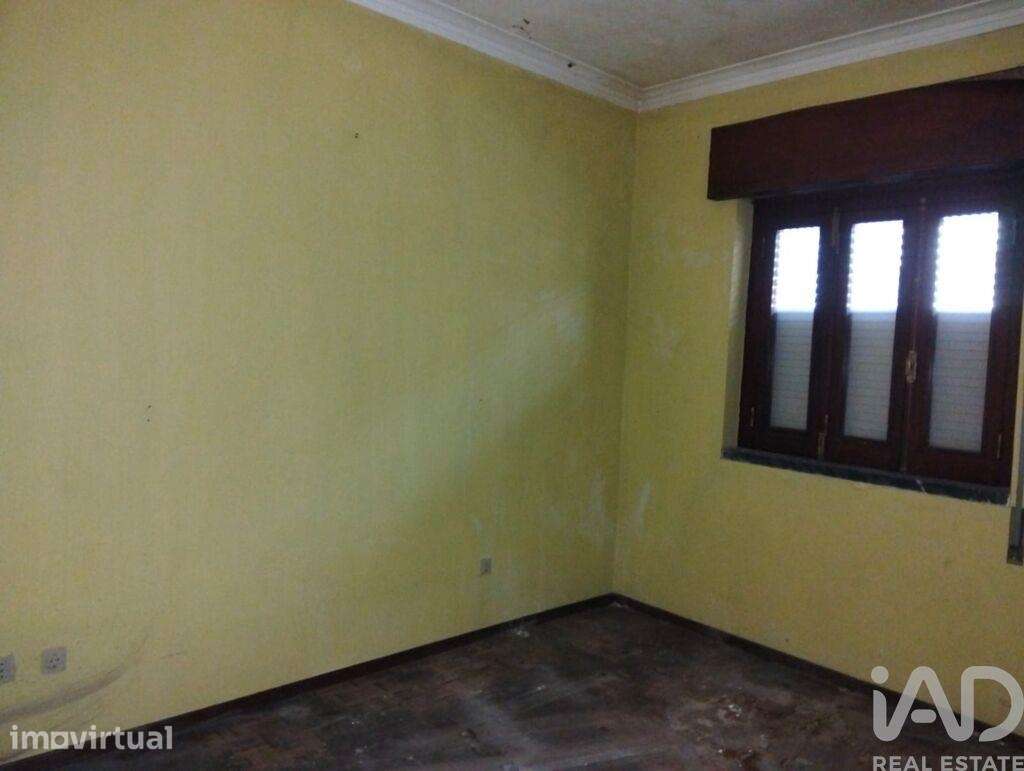 Casa de Cidade T6 em Almeirim de 391,00 m2 - Grande imagem: 5/23