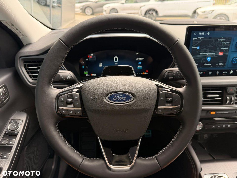 Ford Kuga - 10