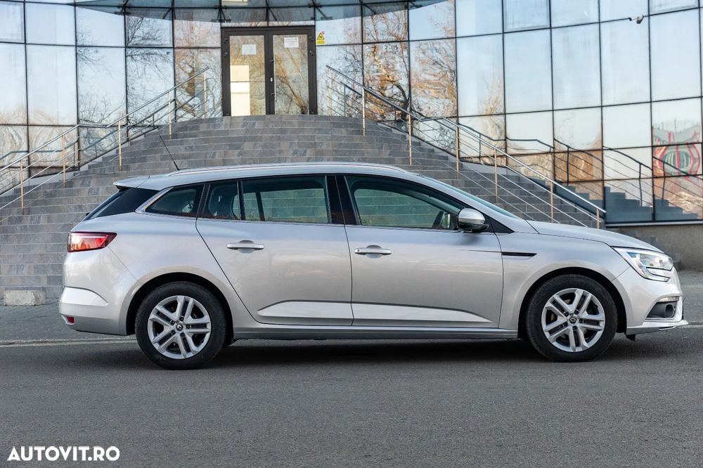 Renault Megane Blue dCi 116 Zen - 3