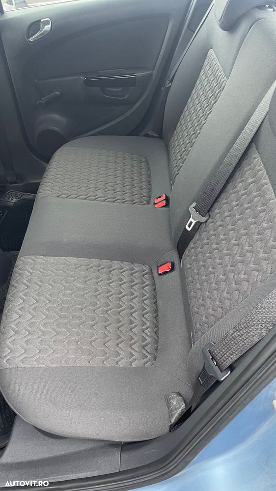 Opel Corsa 1.4 16V Active - 13