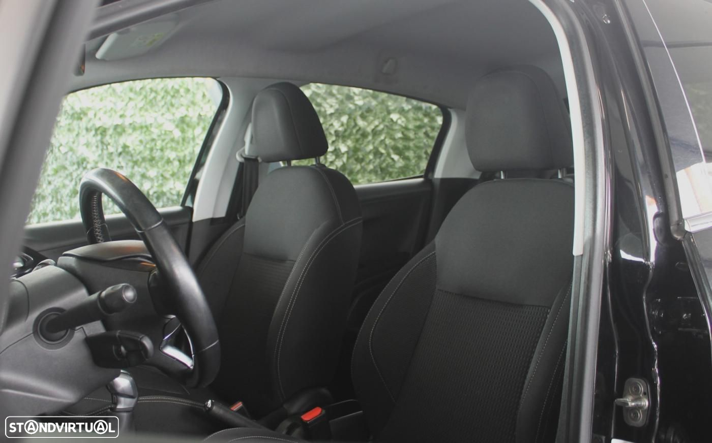 Peugeot 208 1.2 PureTech Allure - 10