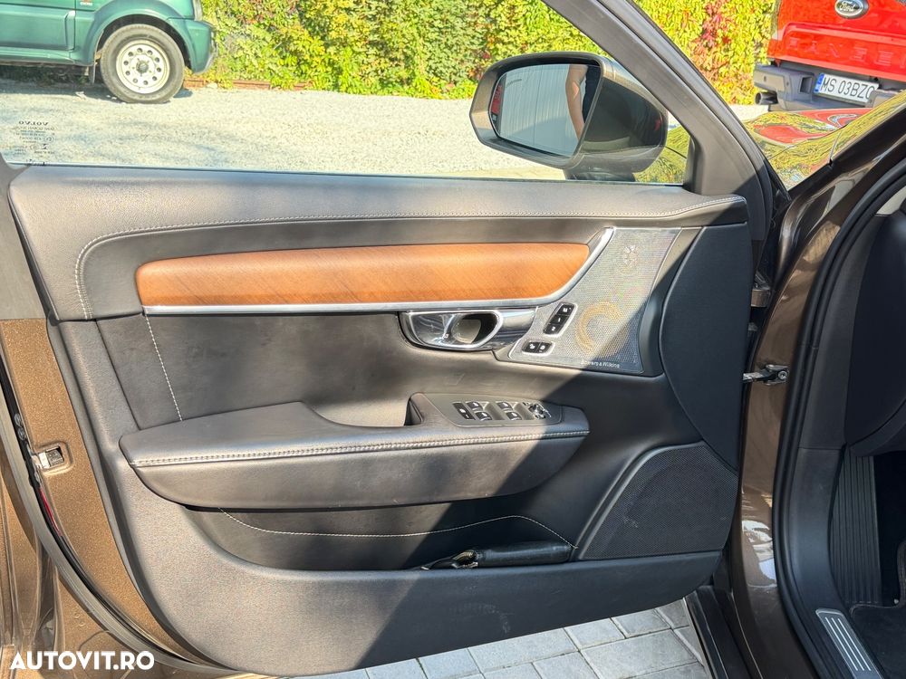 Volvo S90 D5 AWD Geartronic Inscription - 9