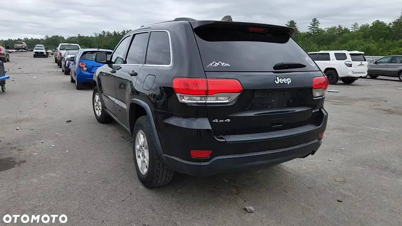 Jeep Grand Cherokee - 18