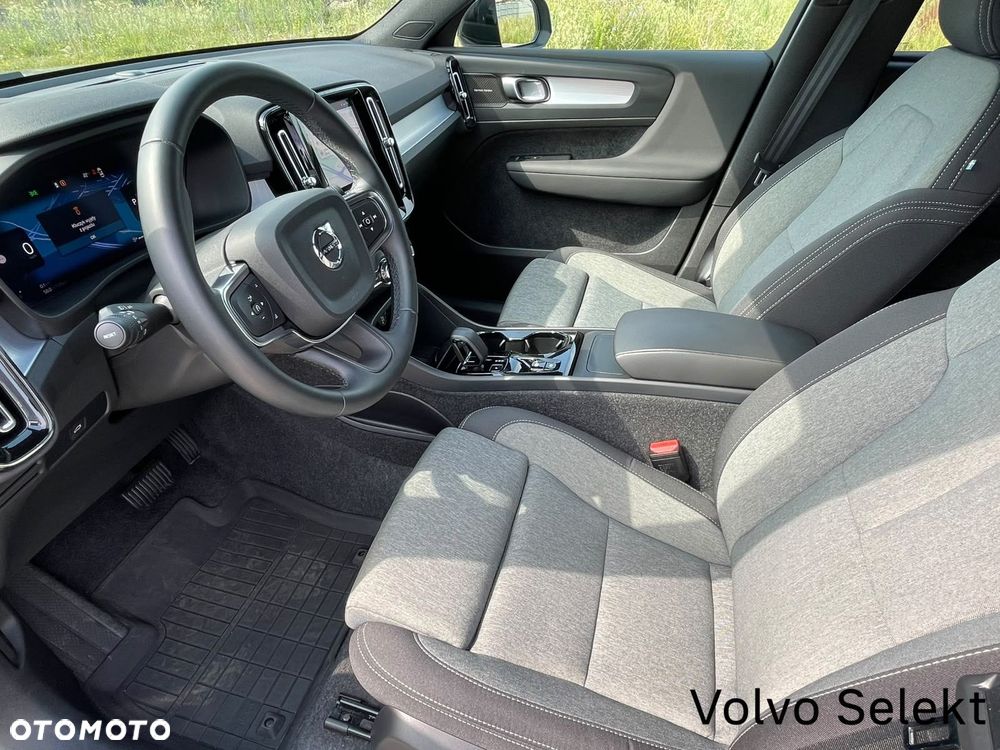 Volvo XC 40 B3 Plus Dark - 11