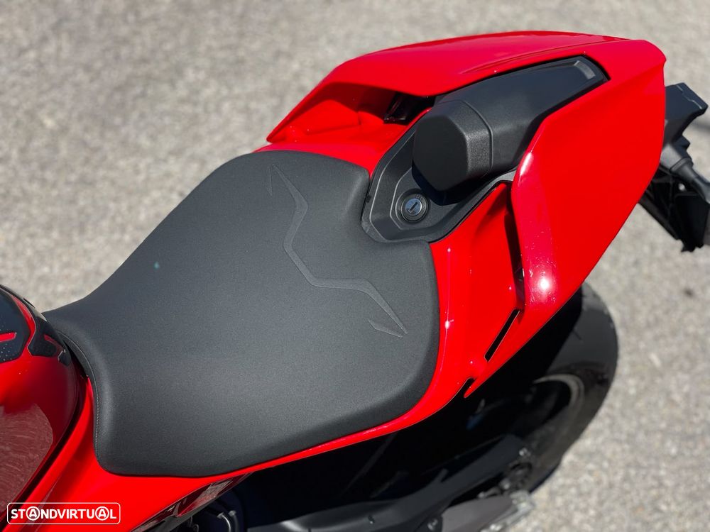Ducati Streetfighter V4 S - 11