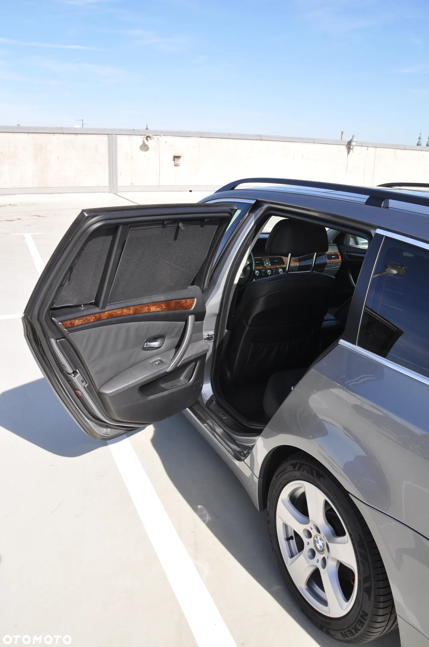 BMW Seria 5 530xi Touring - 21
