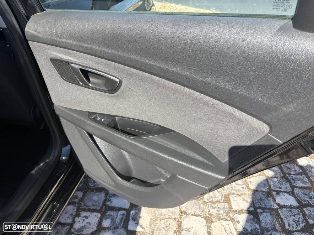 SEAT Leon ST 1.6 TDI Style Ecomotive - 16