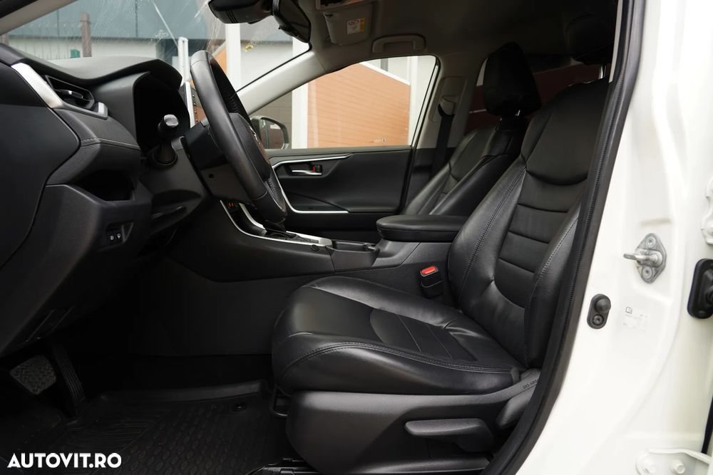 Toyota RAV4 2.5 4x4 Lounge - 10