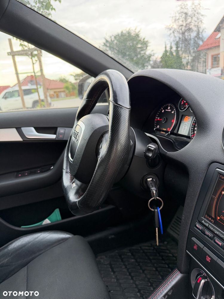 Audi A3 Sportback 2.0 TDI DPF Quattro Ambiente - 8
