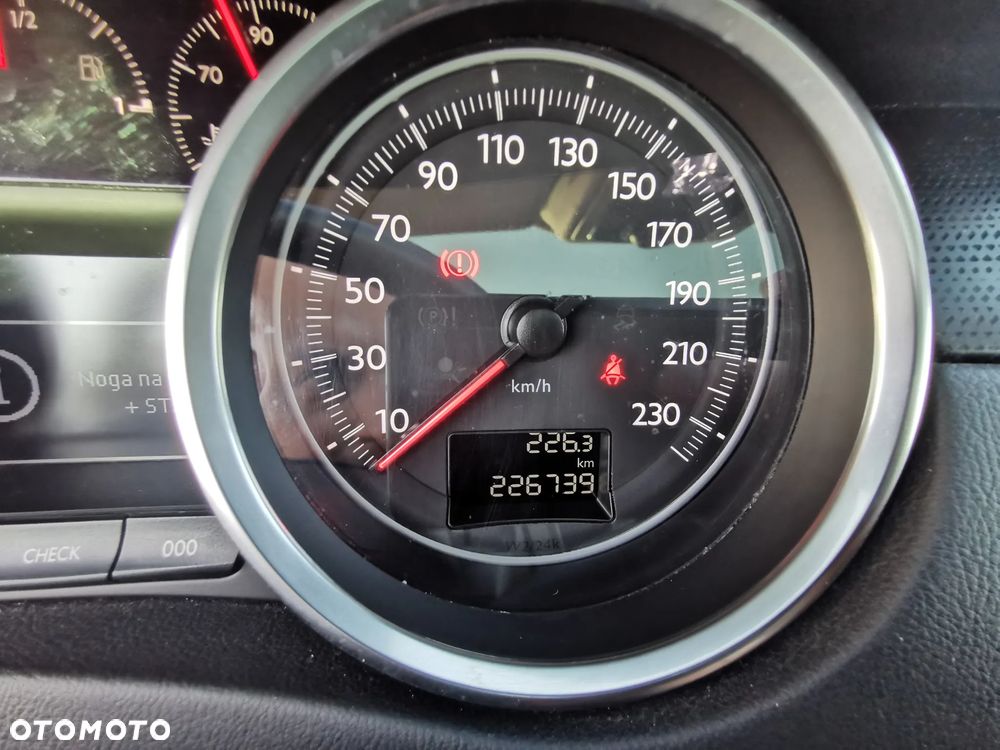 Peugeot 508 BlueHDi 180 EAT6 Stop&Start Allure - 11