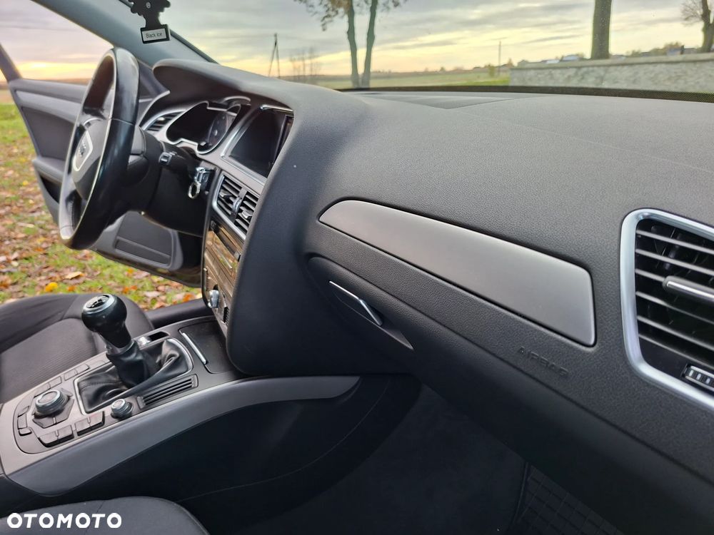 Honda Civic 1.8 Comfort - 23