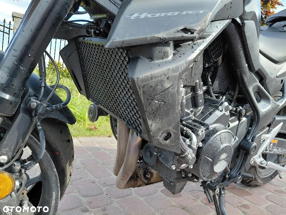 Honda Hornet - 16