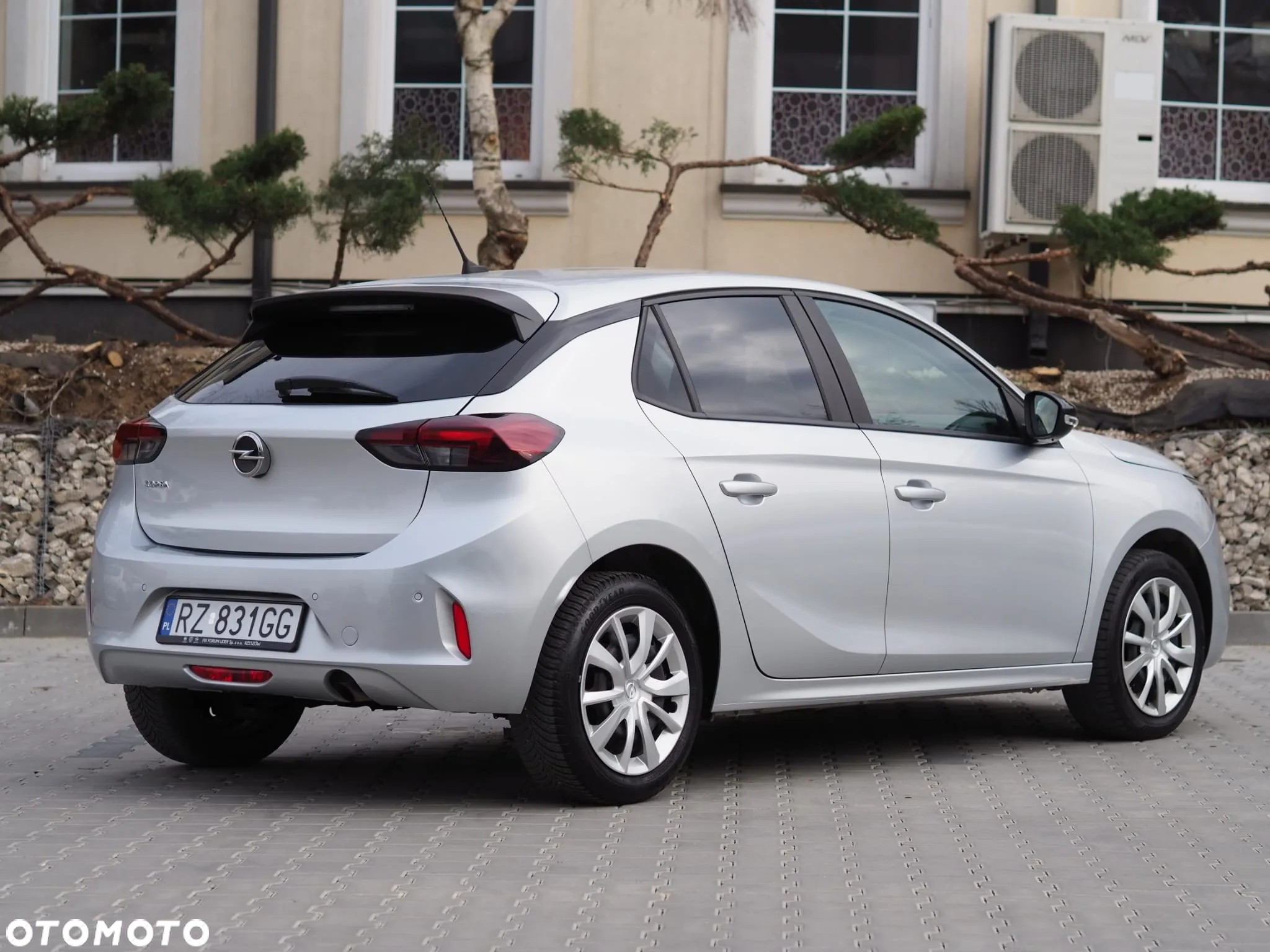 Opel Corsa - 3