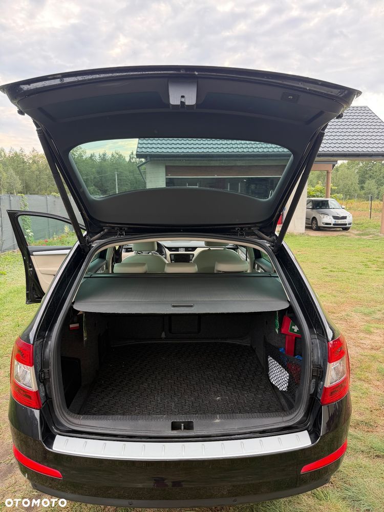 Skoda Octavia 2.0 TDI Elegance DSG - 10