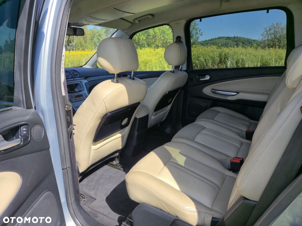 Ford Galaxy 2.0 TDCi DPF Titanium - 15
