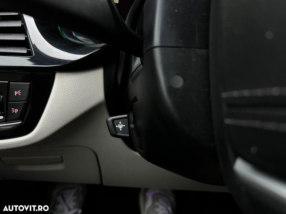 BMW Seria 5 520d xDrive AT - 30