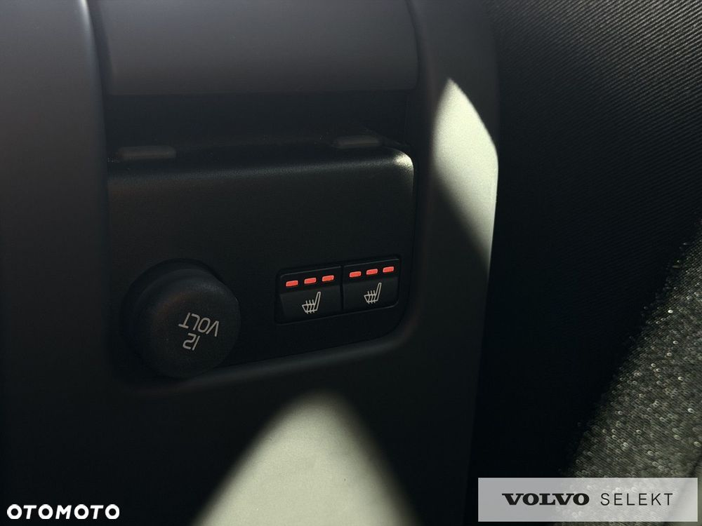 Volvo V60 Cross Country - 13