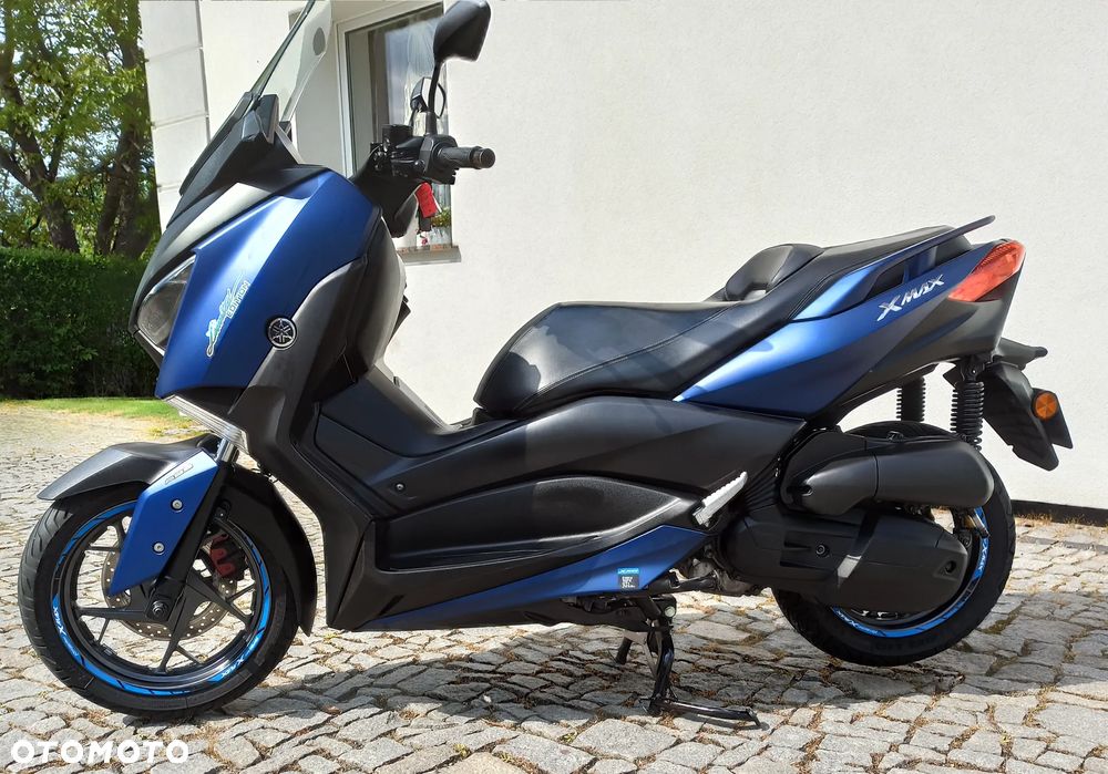Yamaha X-max - 4