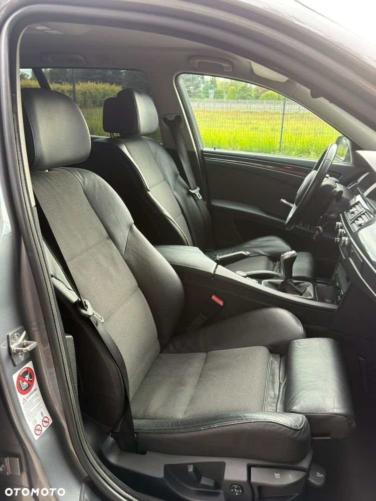 BMW Seria 5 520d Special Edition - 19