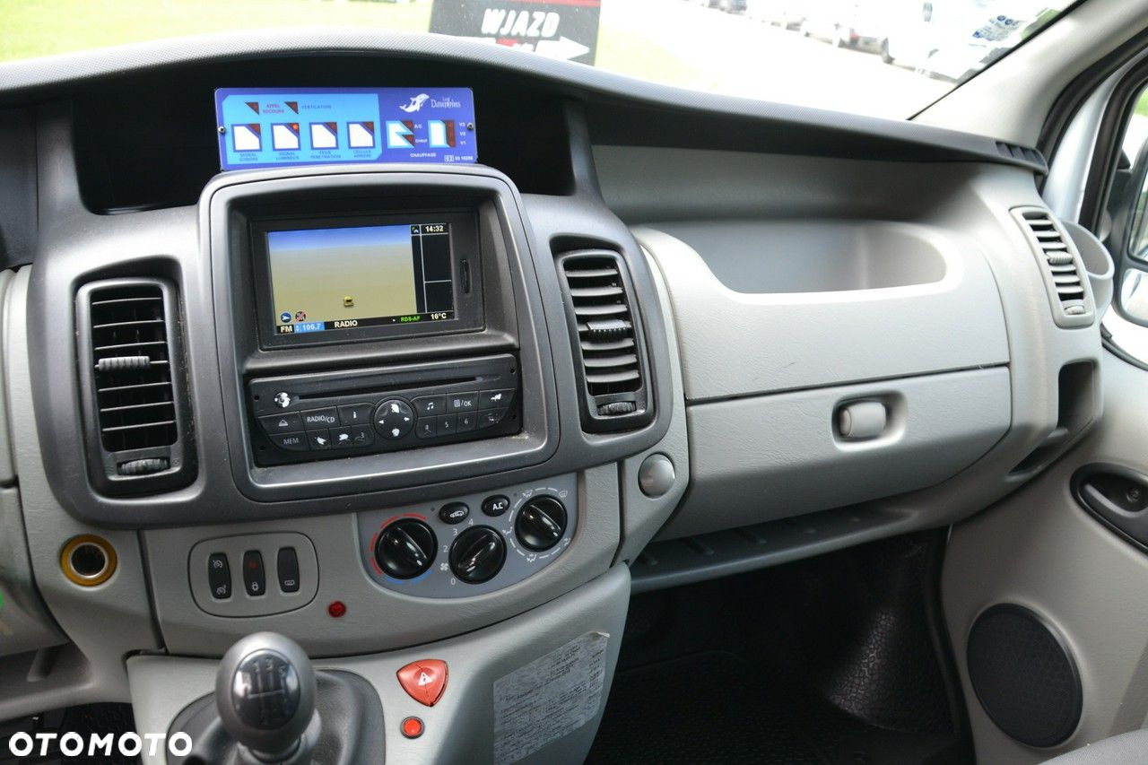 Renault Trafic - 10