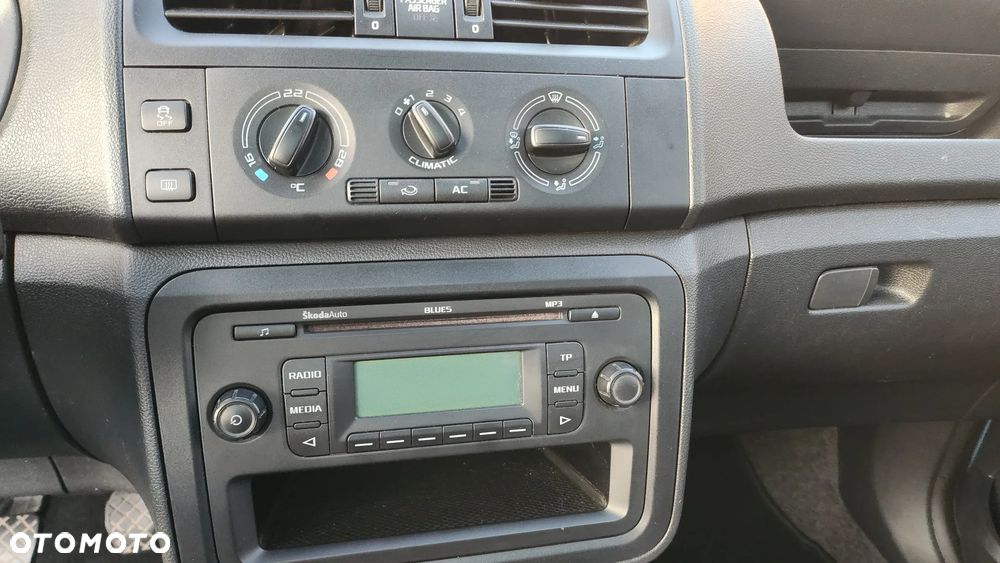 Skoda Roomster 1.2 TSI FAMILY - 12