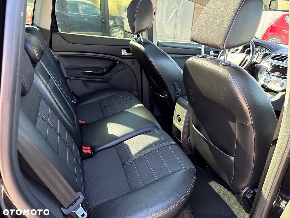 Ford Kuga 2.0 TDCi 4x4 Titanium - 8