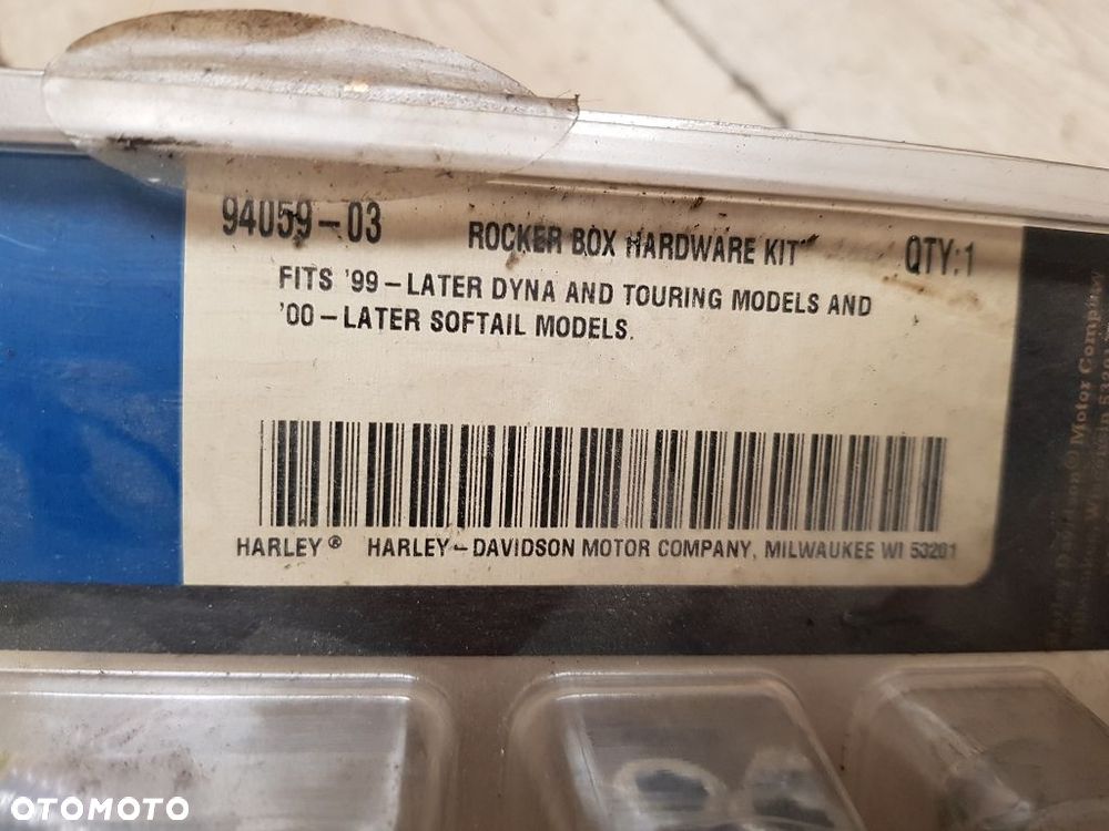 Zestaw chromowanych śrub pokrywy zaworów Harley Davidson Twin Cam 94059-03 - 7