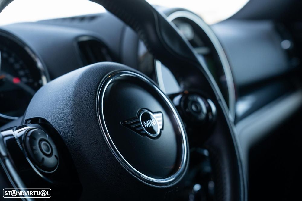 MINI Countryman Cooper SE ALL4 Auto - 6