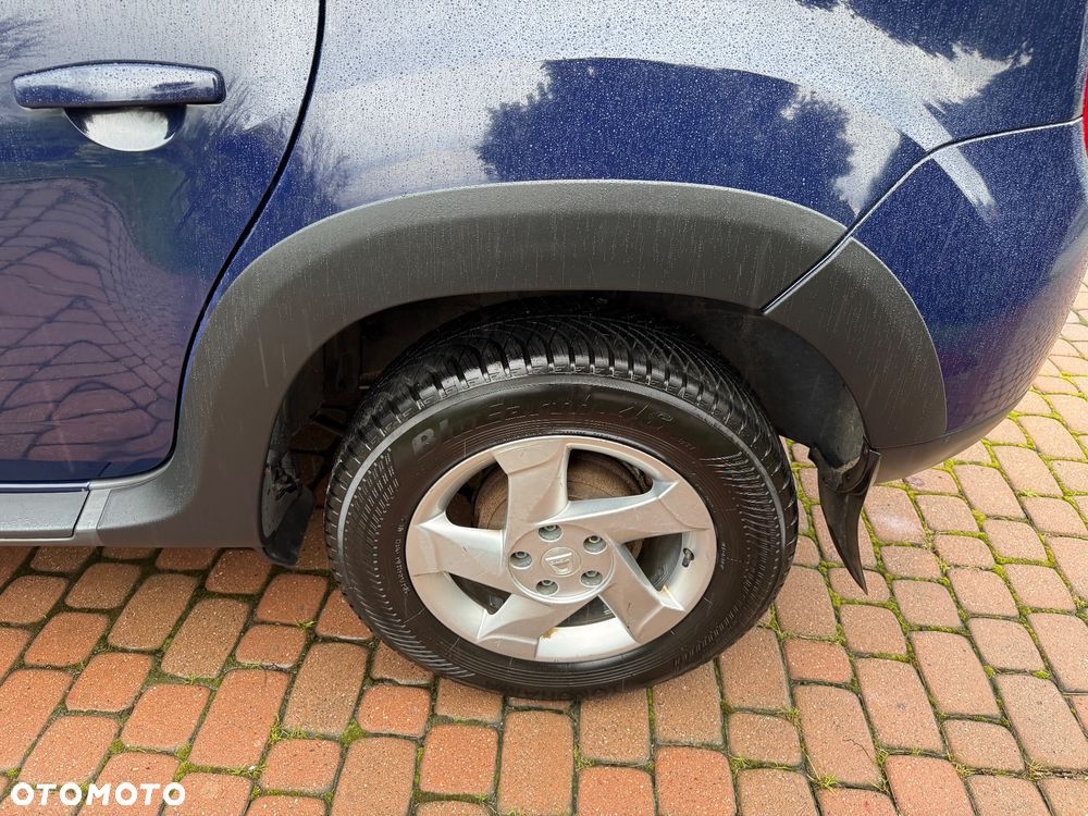 Dacia Duster 1.6 Laureate 4x4 - 32