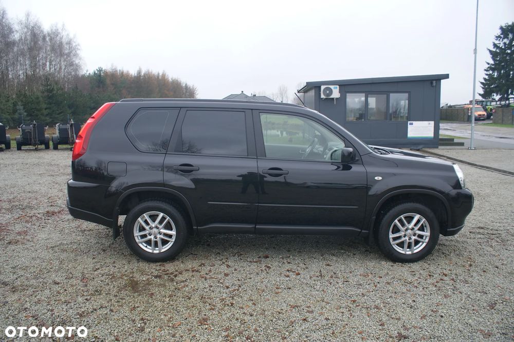 Nissan X-Trail 2.0 dCi 4x4 DPF SE - 4