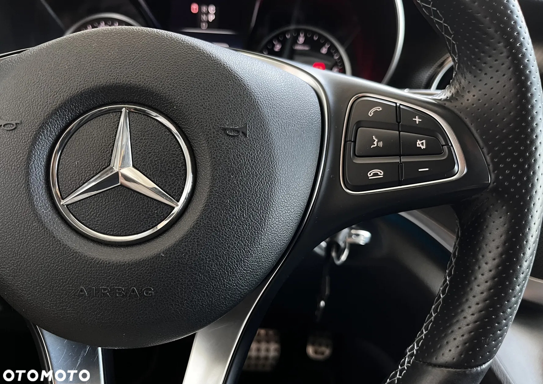 Mercedes-Benz Klasa V 300 d 4-Matic Avantgarde 9G-Tronic (d³ugi) - 15