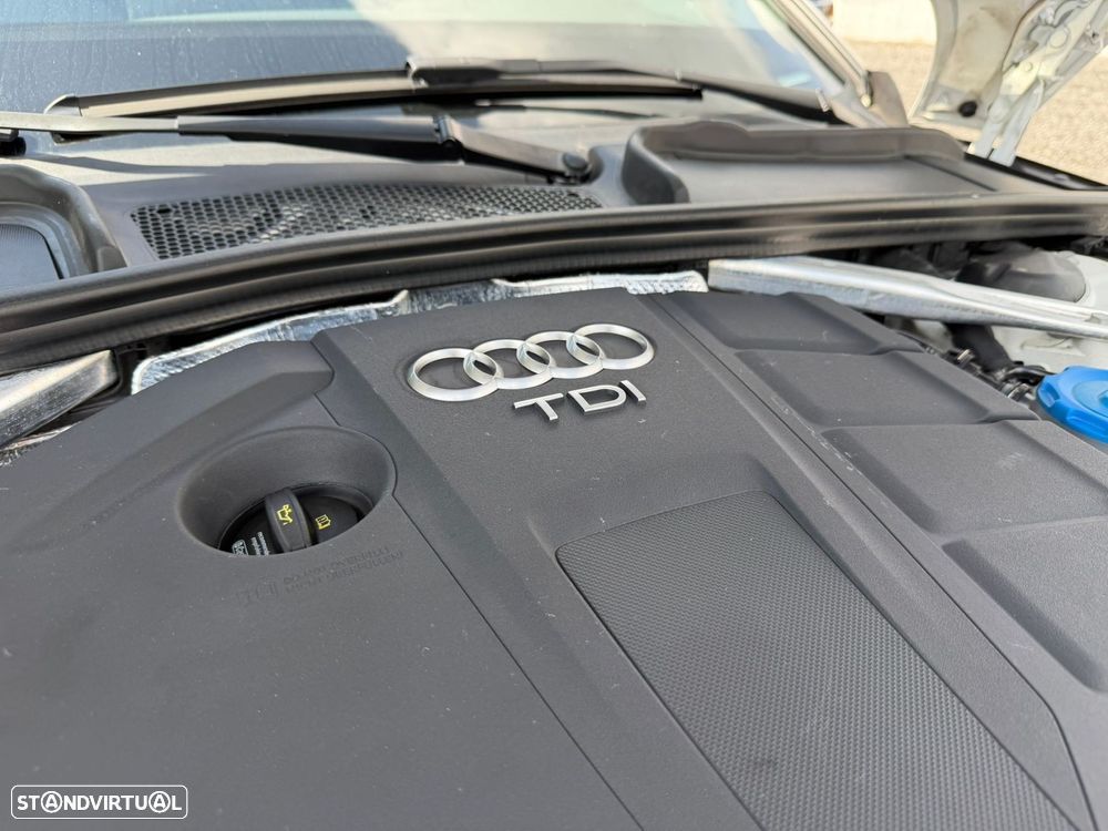 Audi A4 Avant 2.0 TDI Multitronic S-line - 30