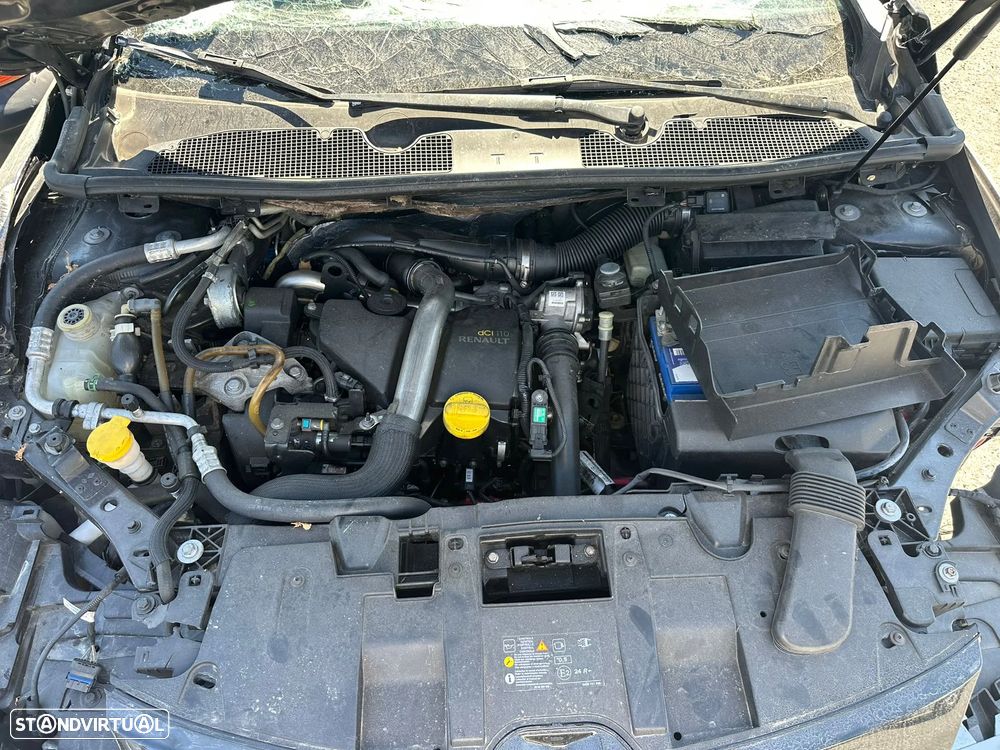 Renault Megane III Coupe 1.5 DCI 110cv Ref Motor K9K 846 de 2011 para peças - 5