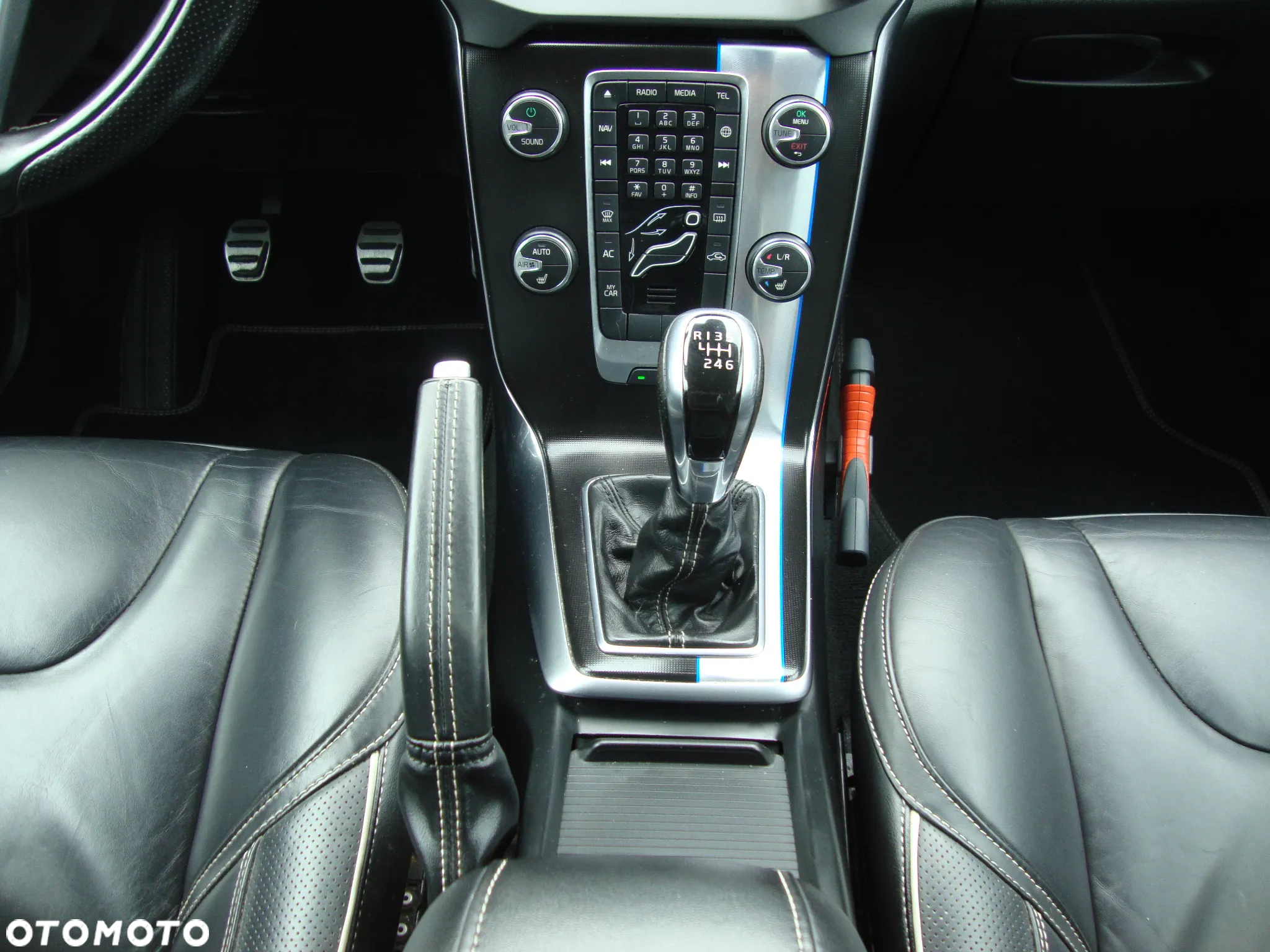 Volvo V40 - 29